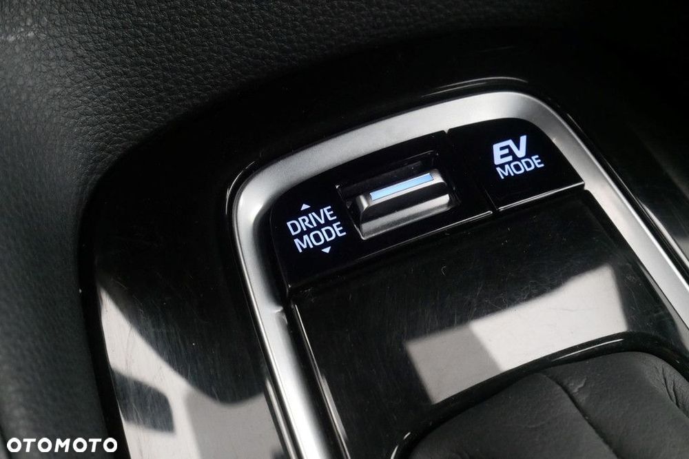 Toyota Corolla 1.8 Hybrid Comfort - 19