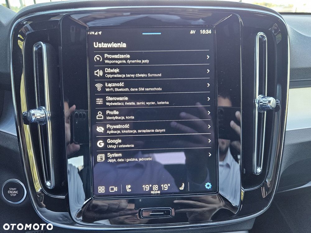 Volvo XC 40 - 18