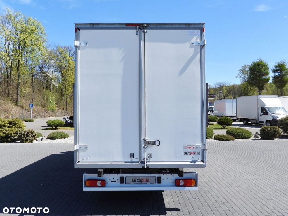 Fiat DUCATO KONTENER 9 PALET TEMPOMAT NAWIGACJA LEDY KLIMATYZACJA  130KM - 11