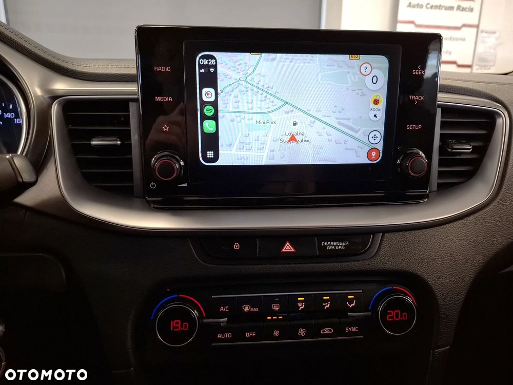 Kia Ceed 1.6 CRDi mHEV M - 10