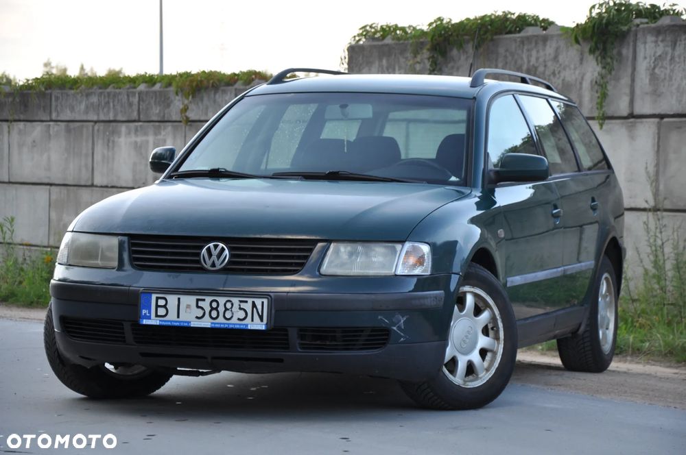 Volkswagen Passat 1.9 TDI CL - 1