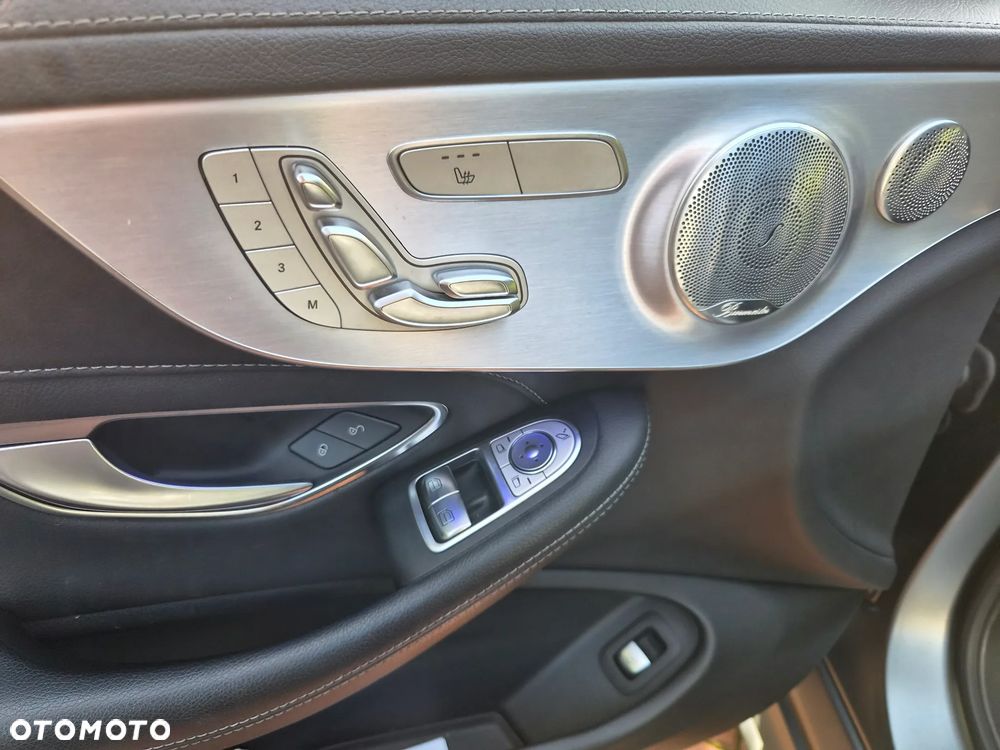 Mercedes-Benz Klasa C AMG 63 AMG Speedshift MCT 9G - 23