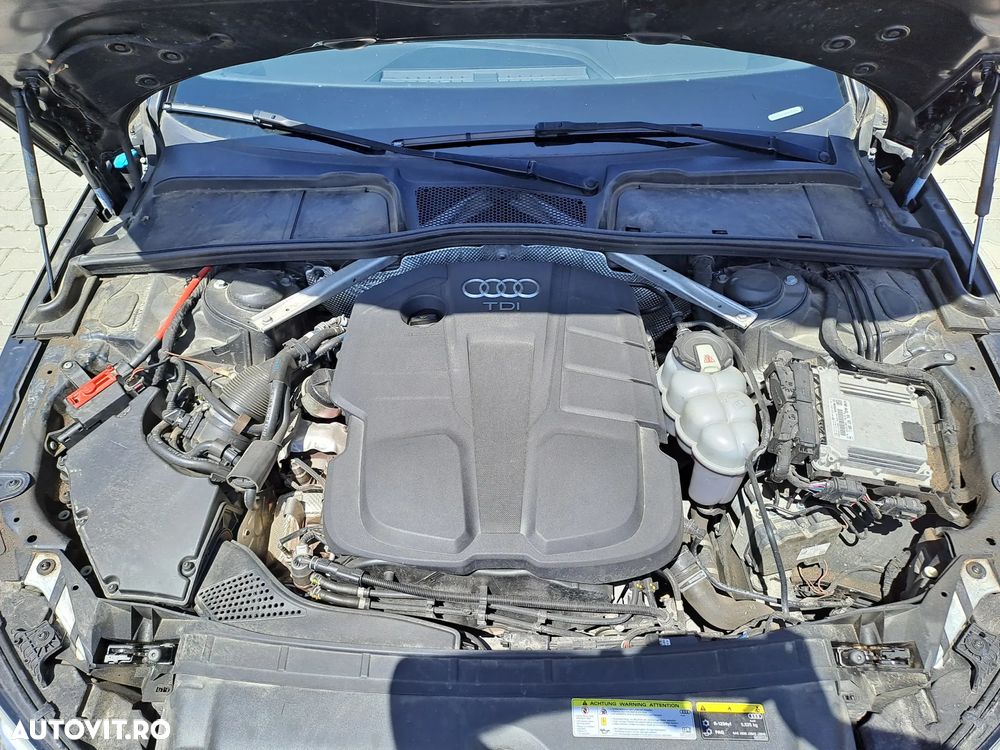 Audi A4 Avant 2.0 TDI S tronic - 25