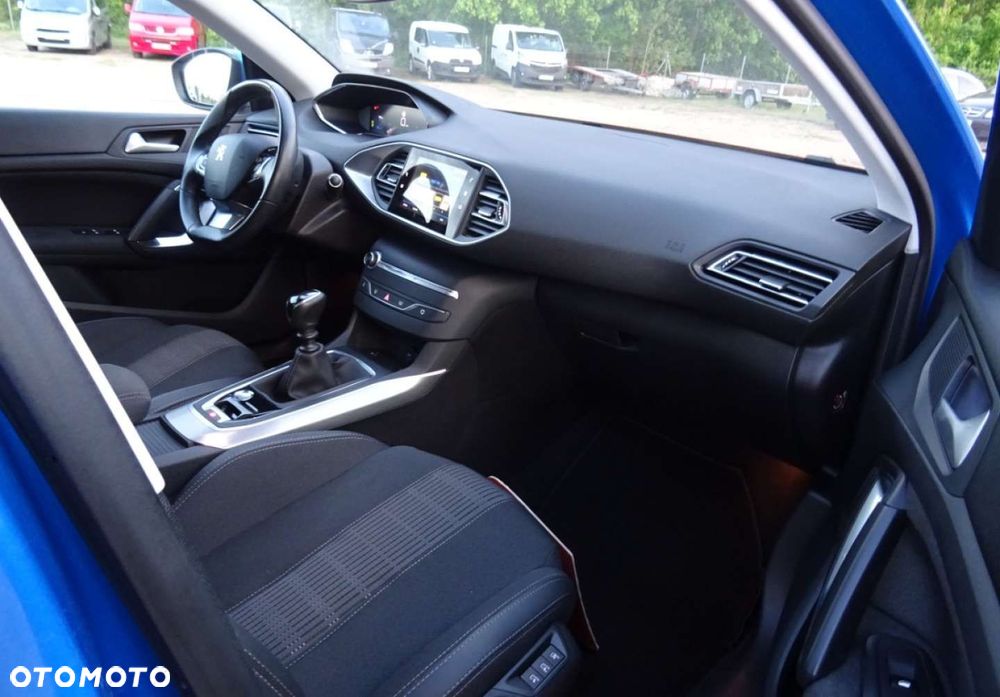 Peugeot 308 - 15