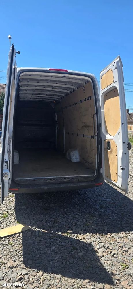 Mercedes-Benz Sprinter - 9