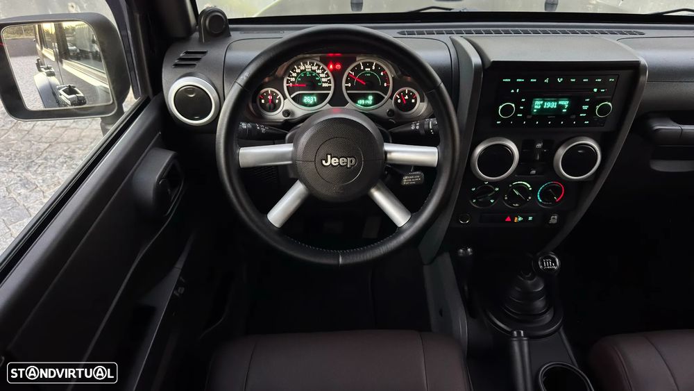 Jeep Wrangler Unlimited 2.8 CRD MTX Sahara - 20