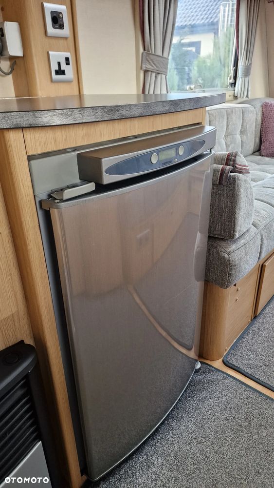 Coachman Pastiche - 25