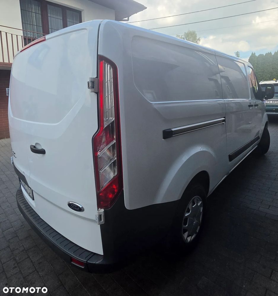 Ford TRANSIT CUSTOM - 5