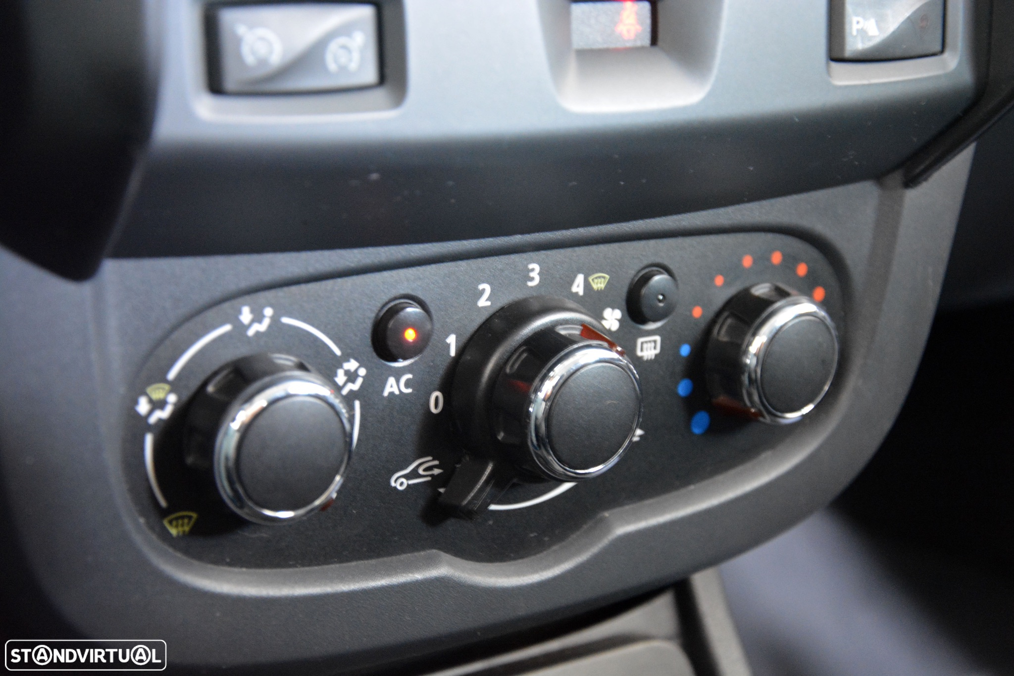 Dacia Duster 1.5 dCi Prestige - 20