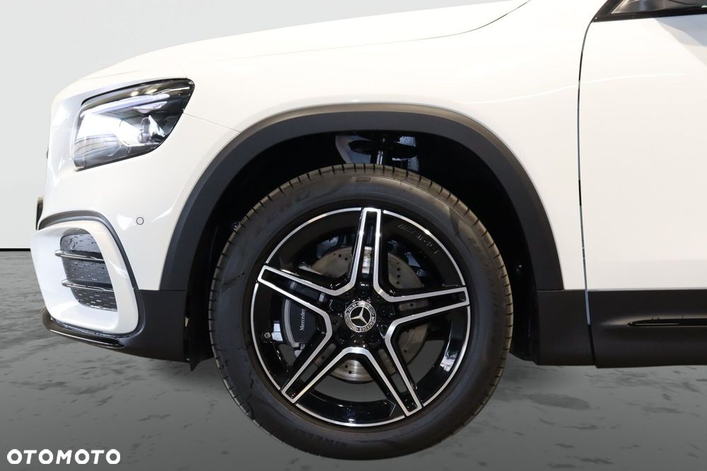 Mercedes-Benz GLB 200 d AMG Line 8G-DCT - 7