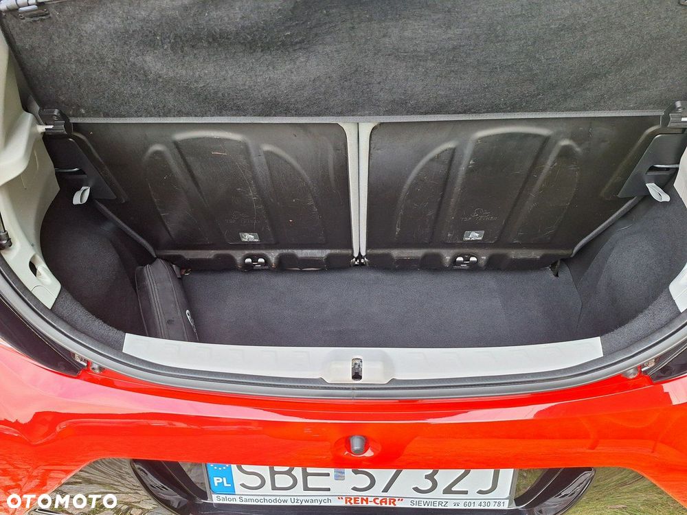 Toyota Aygo x-play touch - 21