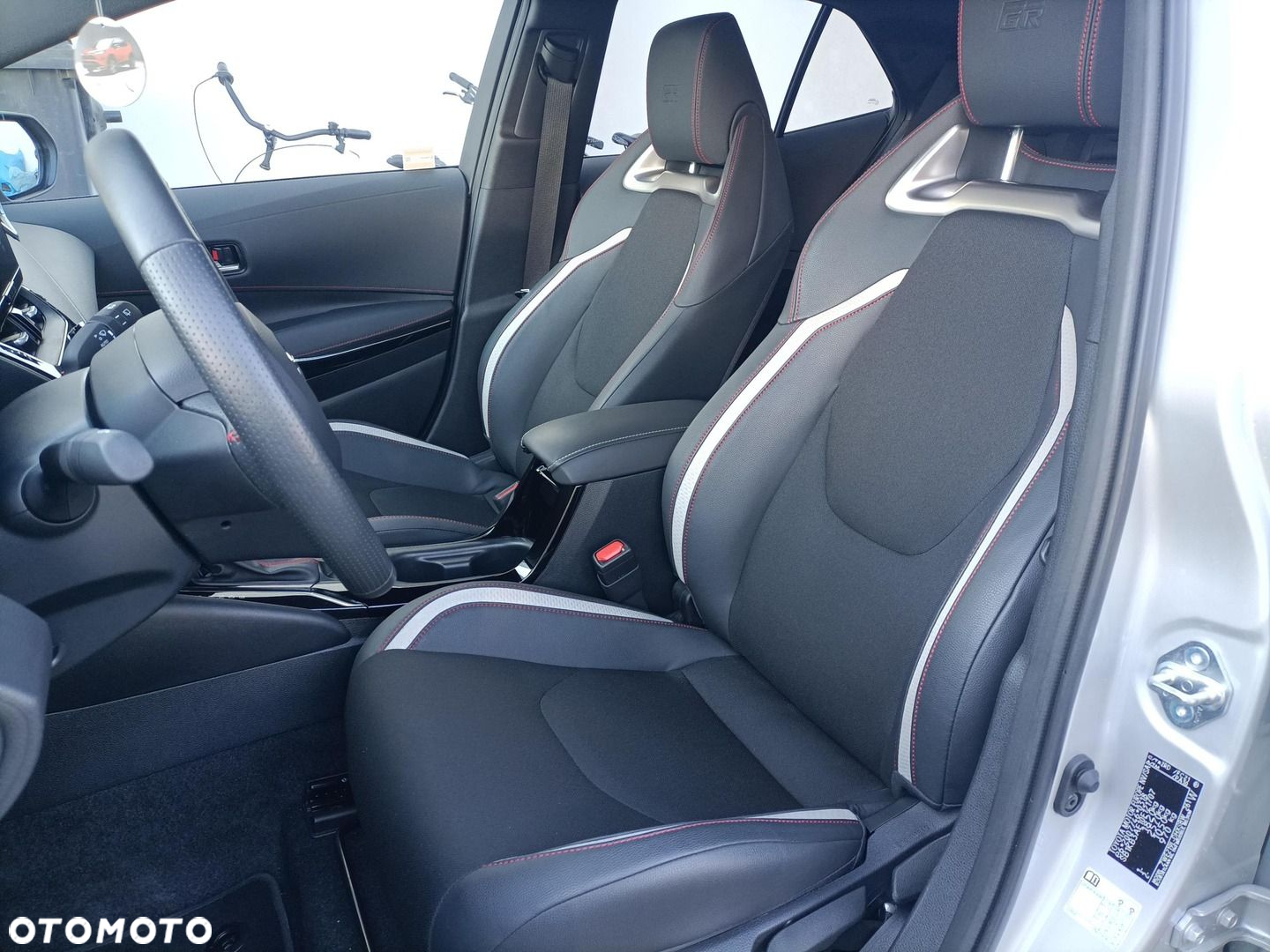 Toyota Corolla - 10