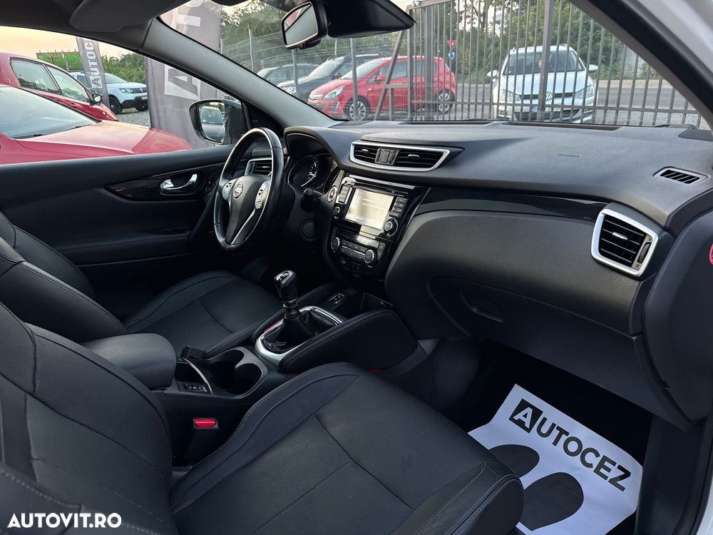 Nissan Qashqai 1.6 DCI ALL-MODE 4x4i TEKNA+ - 12
