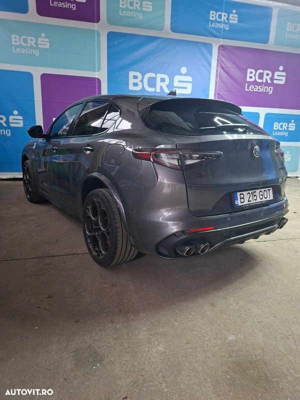 Alfa Romeo Stelvio 2.9 V6 Turbo AWD AT8 Quadrifoglio - 5
