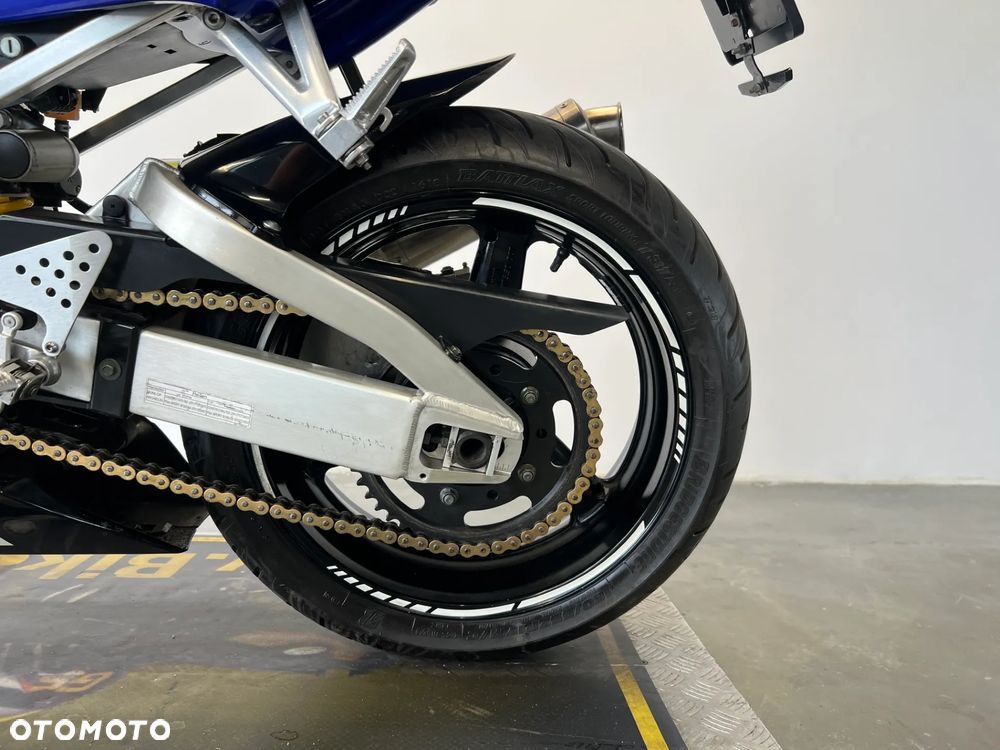 Yamaha R6 - 13