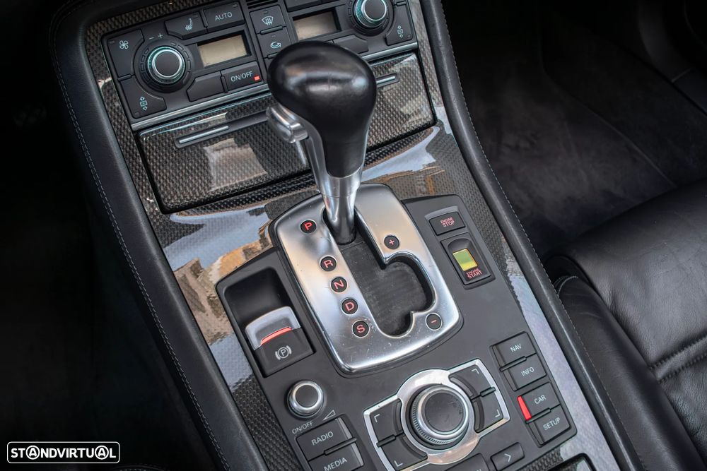 Audi S8 5.2 FSi V10 quattro - 22