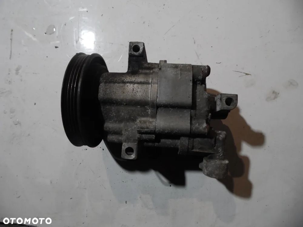 kompresor sprężarka klimatyzacja Nissan Micra k12 1.2b - 1