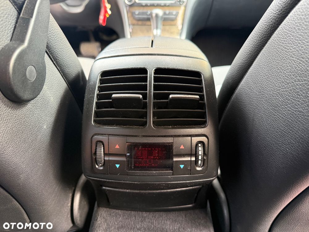 Mercedes-Benz Klasa E 500 Avantgarde - 18