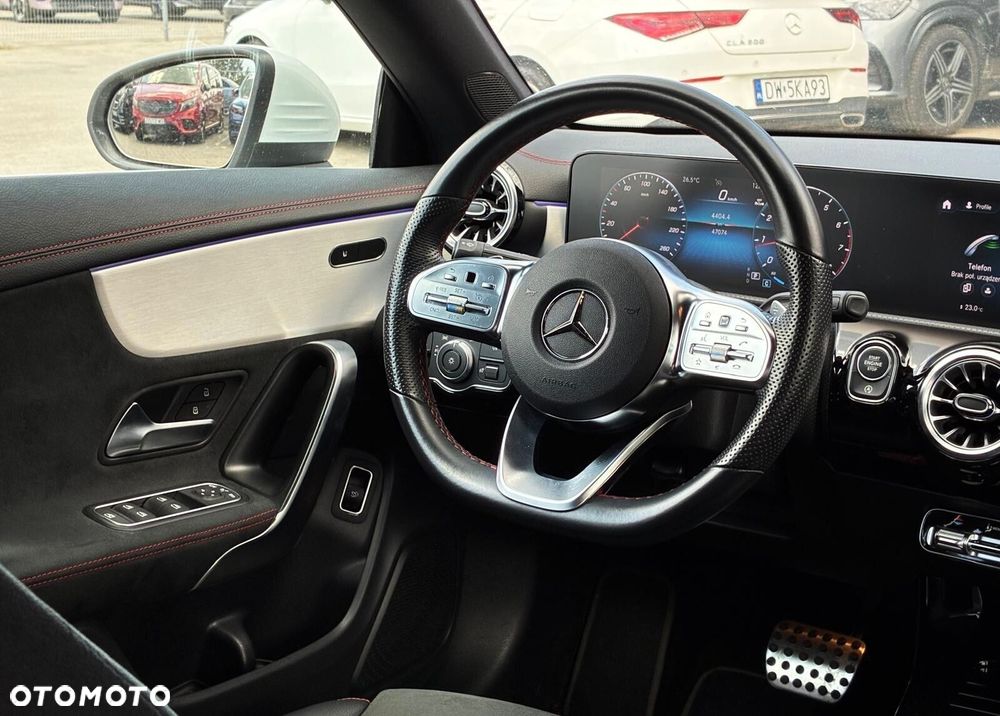Mercedes-Benz CLA - 17
