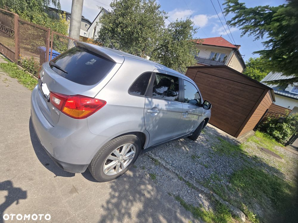 Mitsubishi ASX - 3