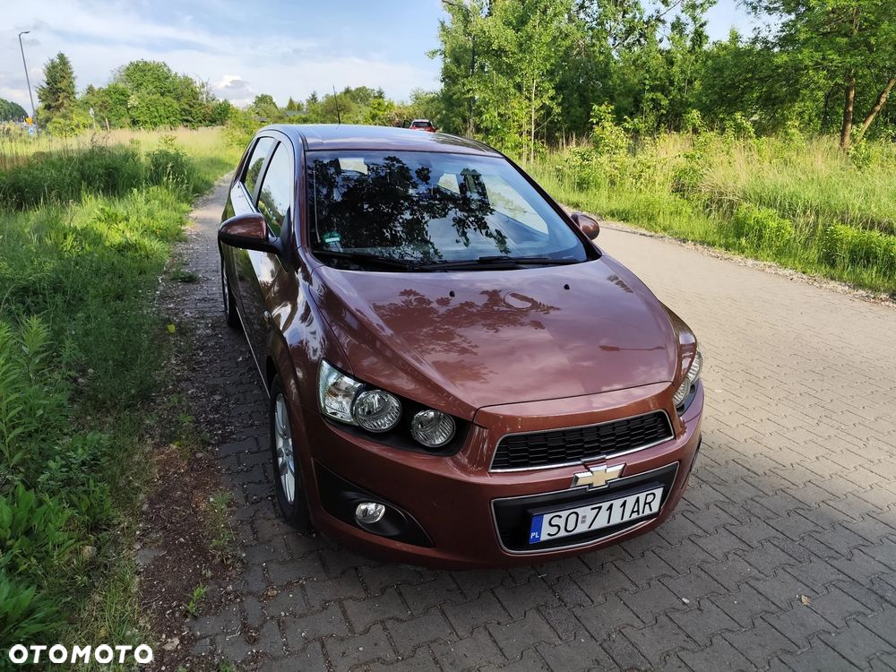 Chevrolet Aveo 1.6 LTZ - 11