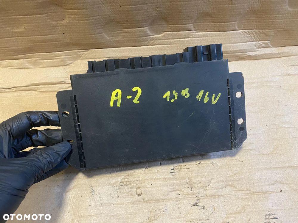 Moduł komfortu Audi A2 8Z0959433 OE - 3