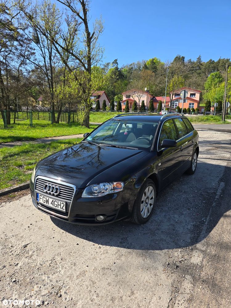 Audi A4 Avant - 1