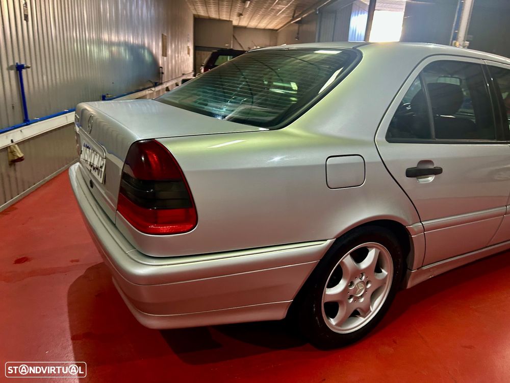 Mercedes-Benz C 280 Classic - 4