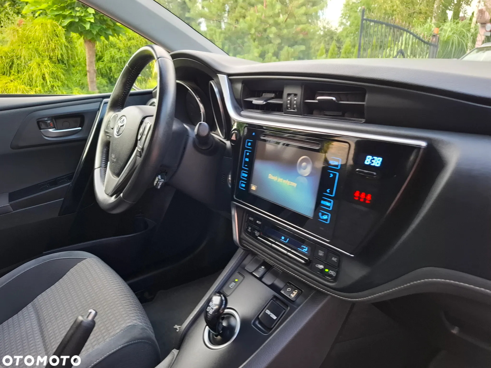 Toyota Auris 1.8 VVT-i Hybrid Automatik Edition S+ - 18