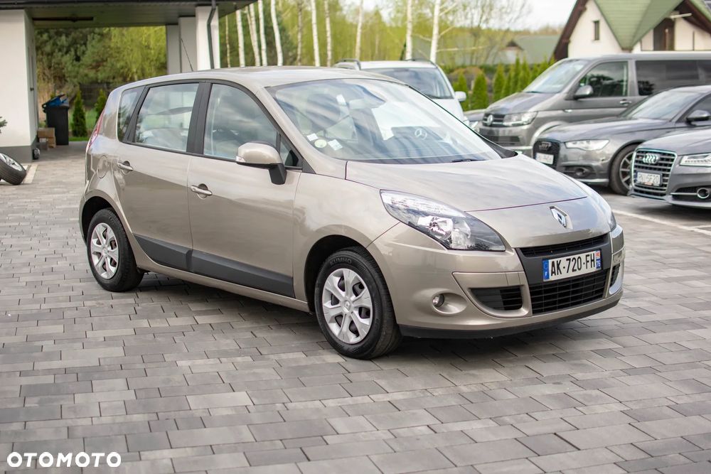 Renault Scenic - 30
