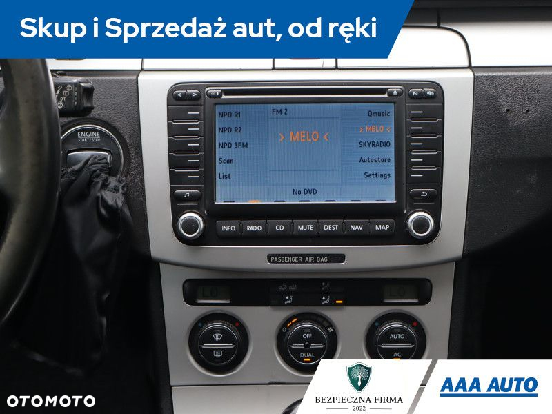 Volkswagen Passat - 14