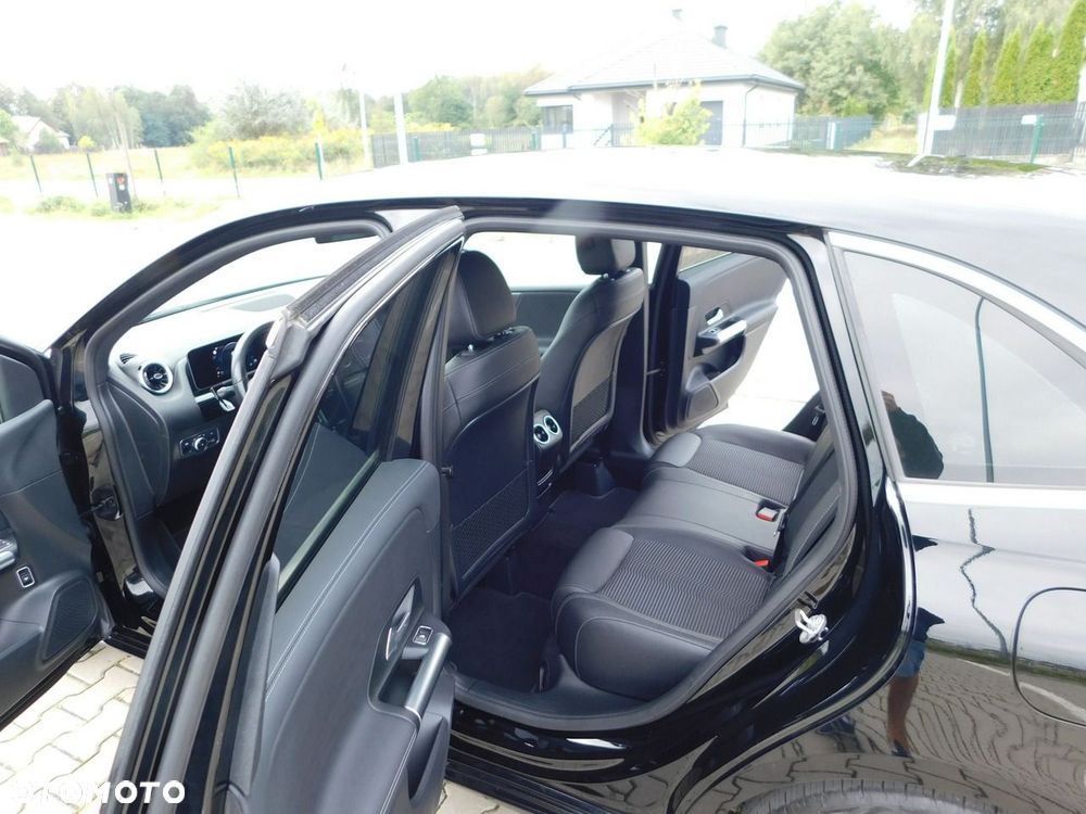Mercedes-Benz Klasa B 220 d 8G-DCT Progressive - 11