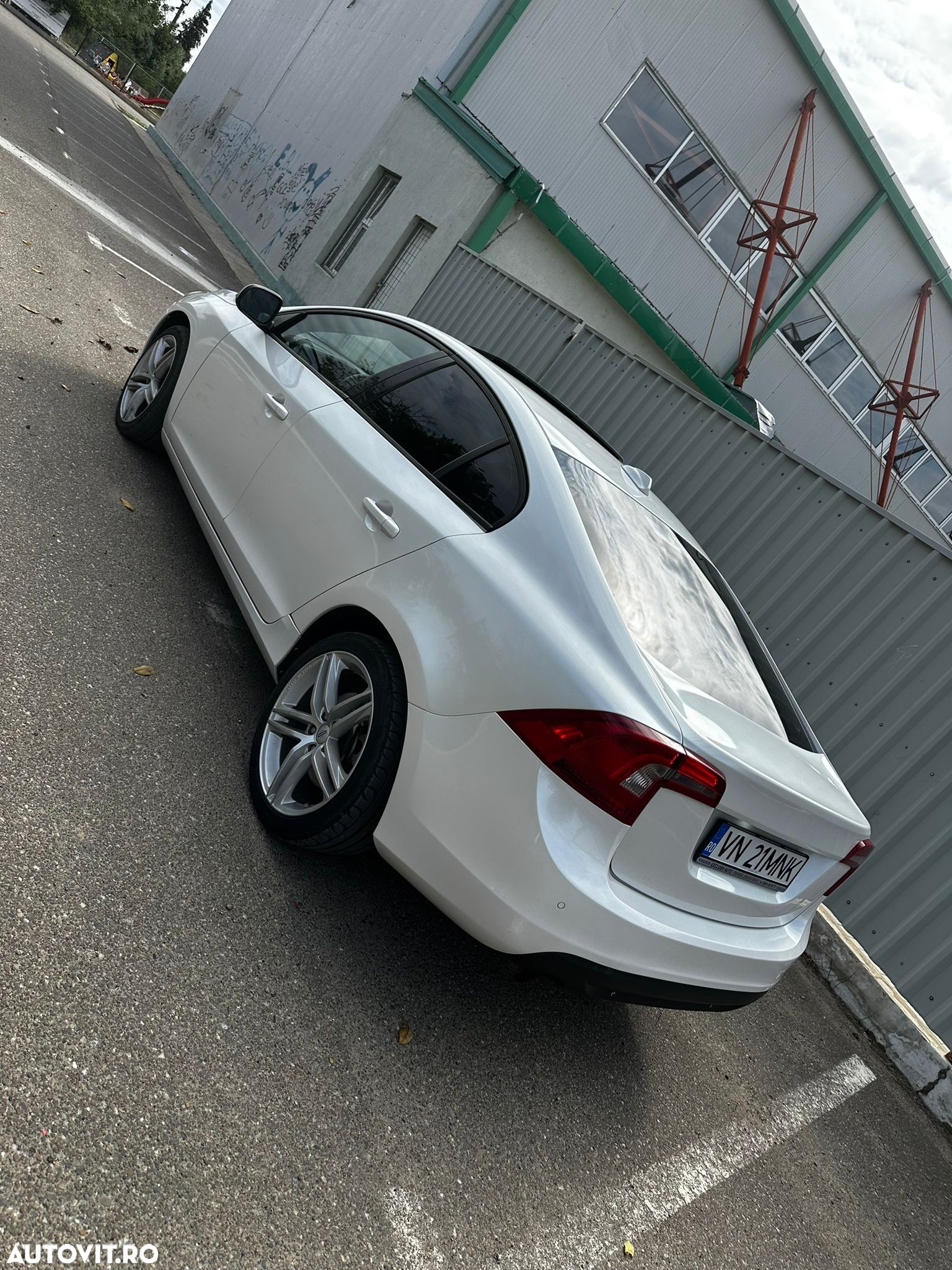 Volvo S60 D3 Geartronic - 4