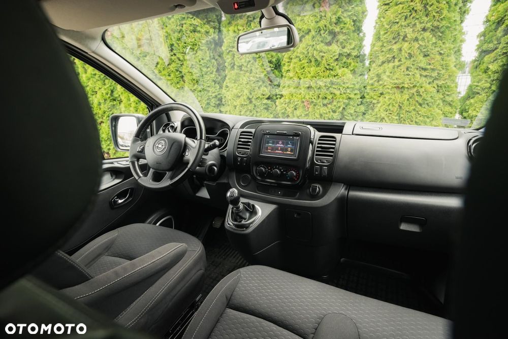Opel Vivaro - 16