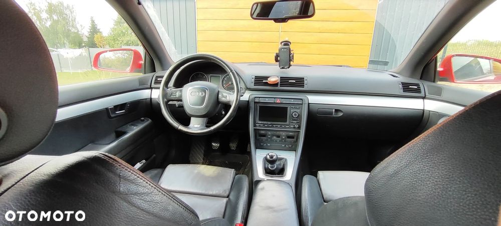 Audi A4 Avant - 7