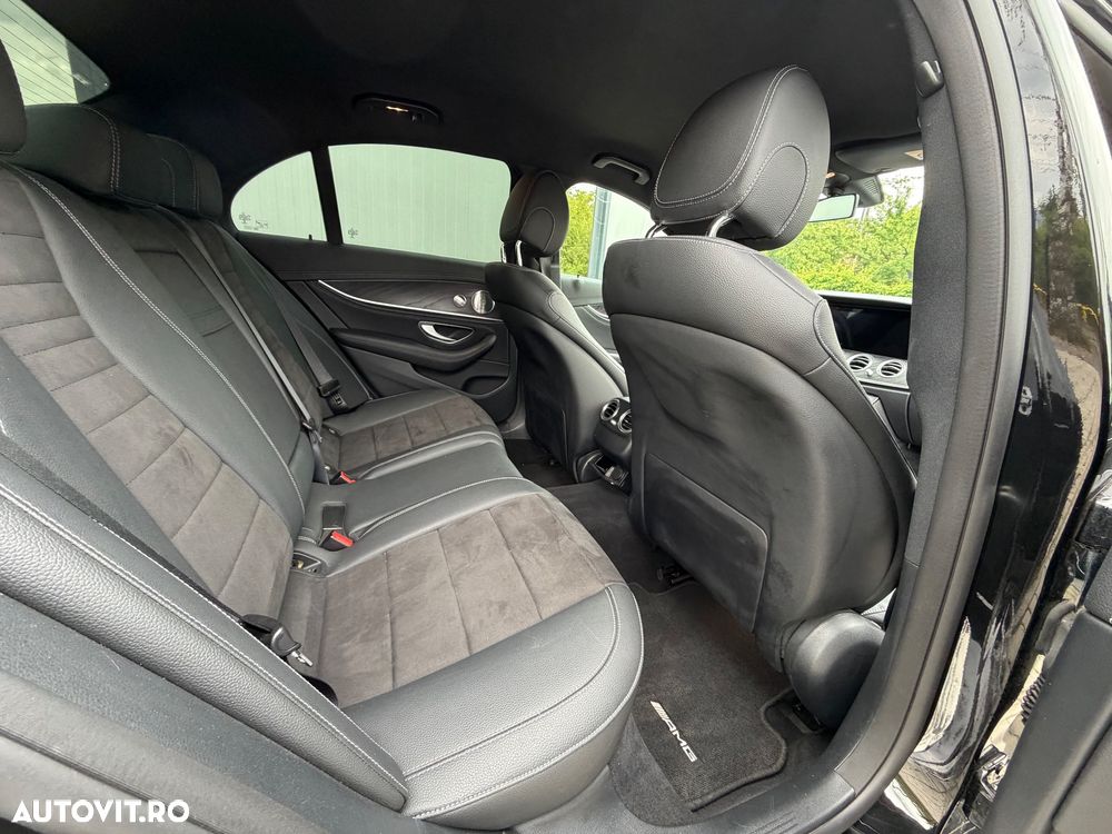 Mercedes-Benz E 200 4MATIC MHEV - 13