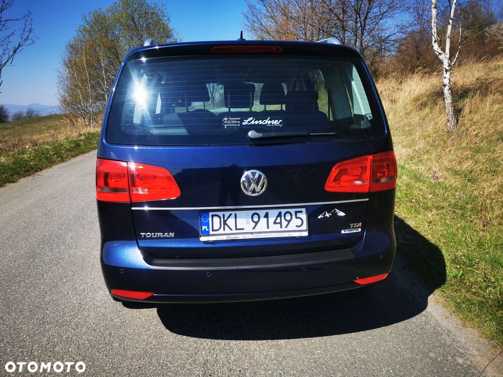 Volkswagen Touran - 9