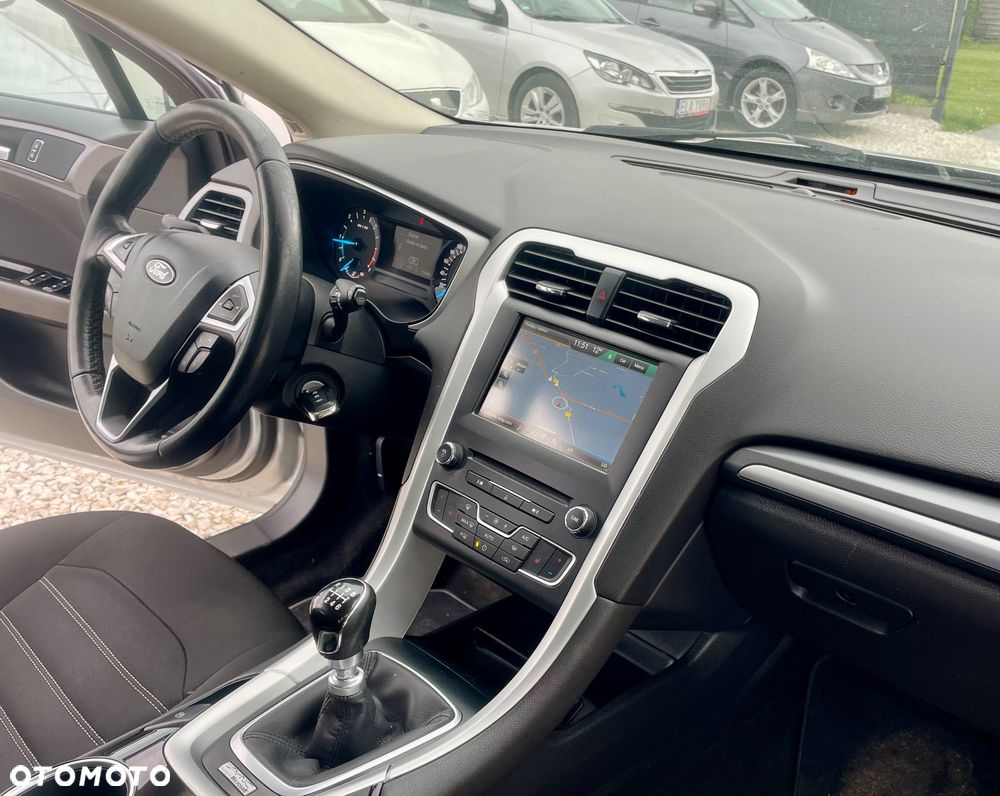 Ford Mondeo 2.0 TDCi STart-Stopp Titanium - 36