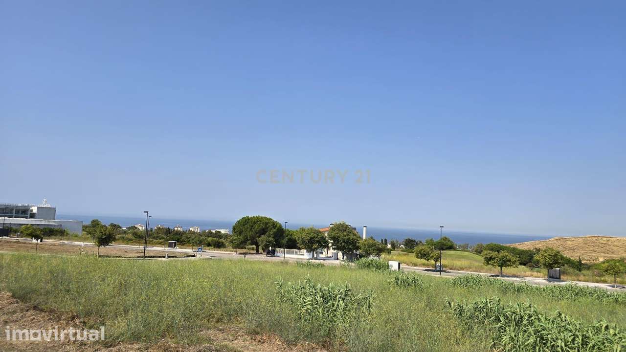 713 m² de Exclusividade num Novo Condomínio na Aldeia dos Capuchos. - Grande imagem: 2/37