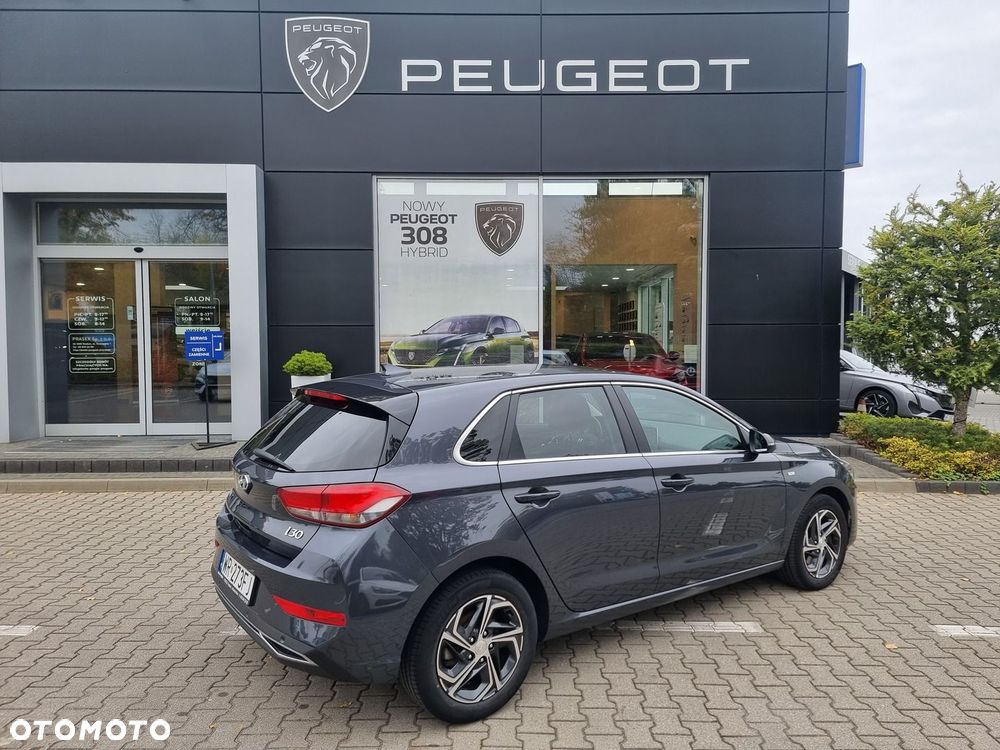 Hyundai i30 1.5 T-GDI 48V Smart - 11