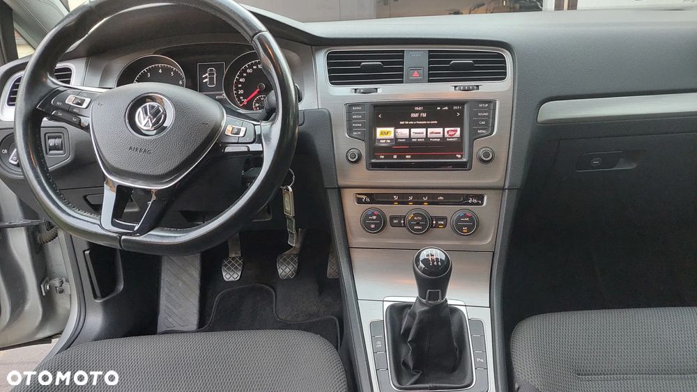 Volkswagen Golf VII 1.2 TSI BMT Comfortline - 13