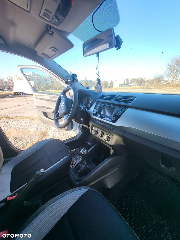Skoda Fabia - 18