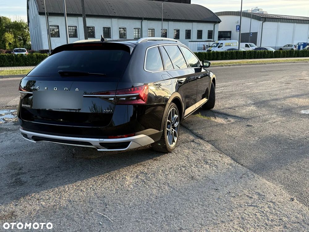 Skoda Superb 2.0 TSI 4x4 Scout DSG - 3