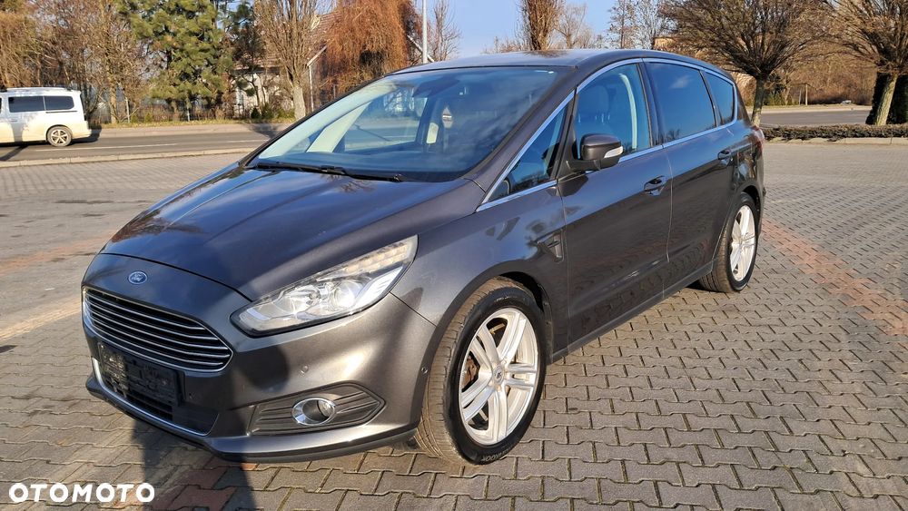 Ford S-Max - 8