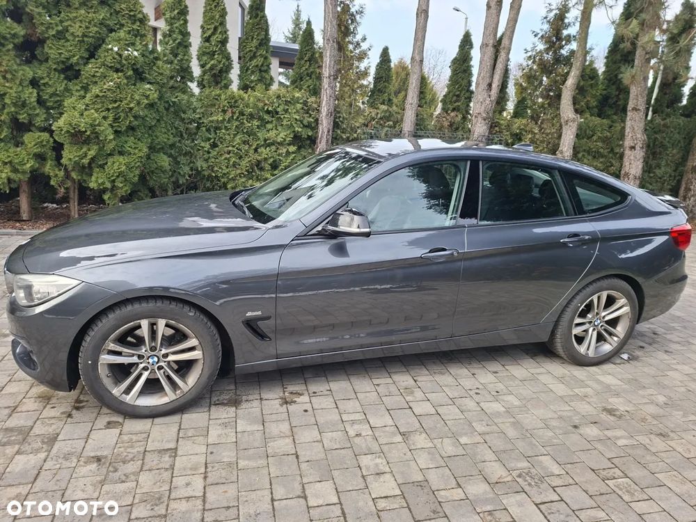 BMW Seria 3 320d Sport Line - 23