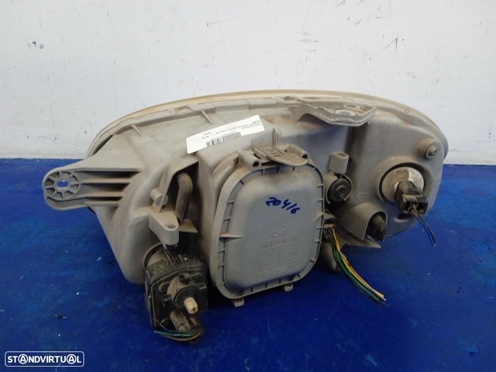 FAROL DIREITO HYUNDAI SONATA IV 2001 -G4JP - 1
