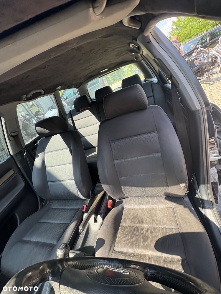 Audi A4 Avant 1.8T - 7