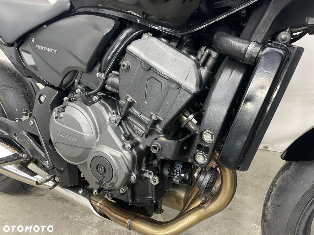Honda Hornet - 20