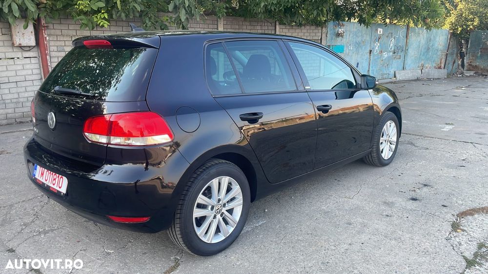Volkswagen Golf - 3