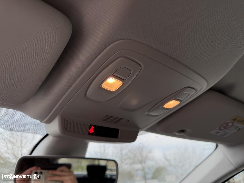 Renault Mégane 1.5 Blue dCi Techno EDC - 21